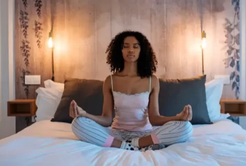 Por que meditar pode parecer desconfortável no início — e como superar isso com leveza